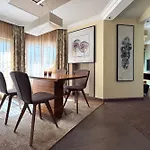 Gruetter Luxury Lejlighed