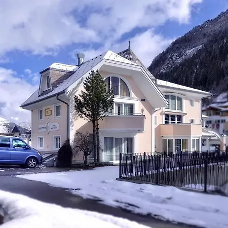 Gruetter Luxury