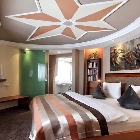 Gruetter Luxury *