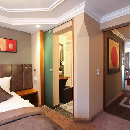 Gruetter Luxury *