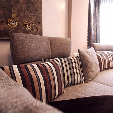 Gruetter Luxury