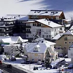 Gruetter Luxury